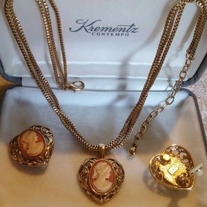 Krementz contempo Cameo necklace & earings set